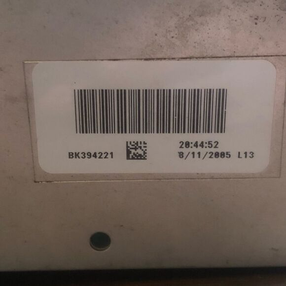 Daimler Chrysler 2005 AM FM Cassette Player Factory Car Stereo - Picture 9 of 10